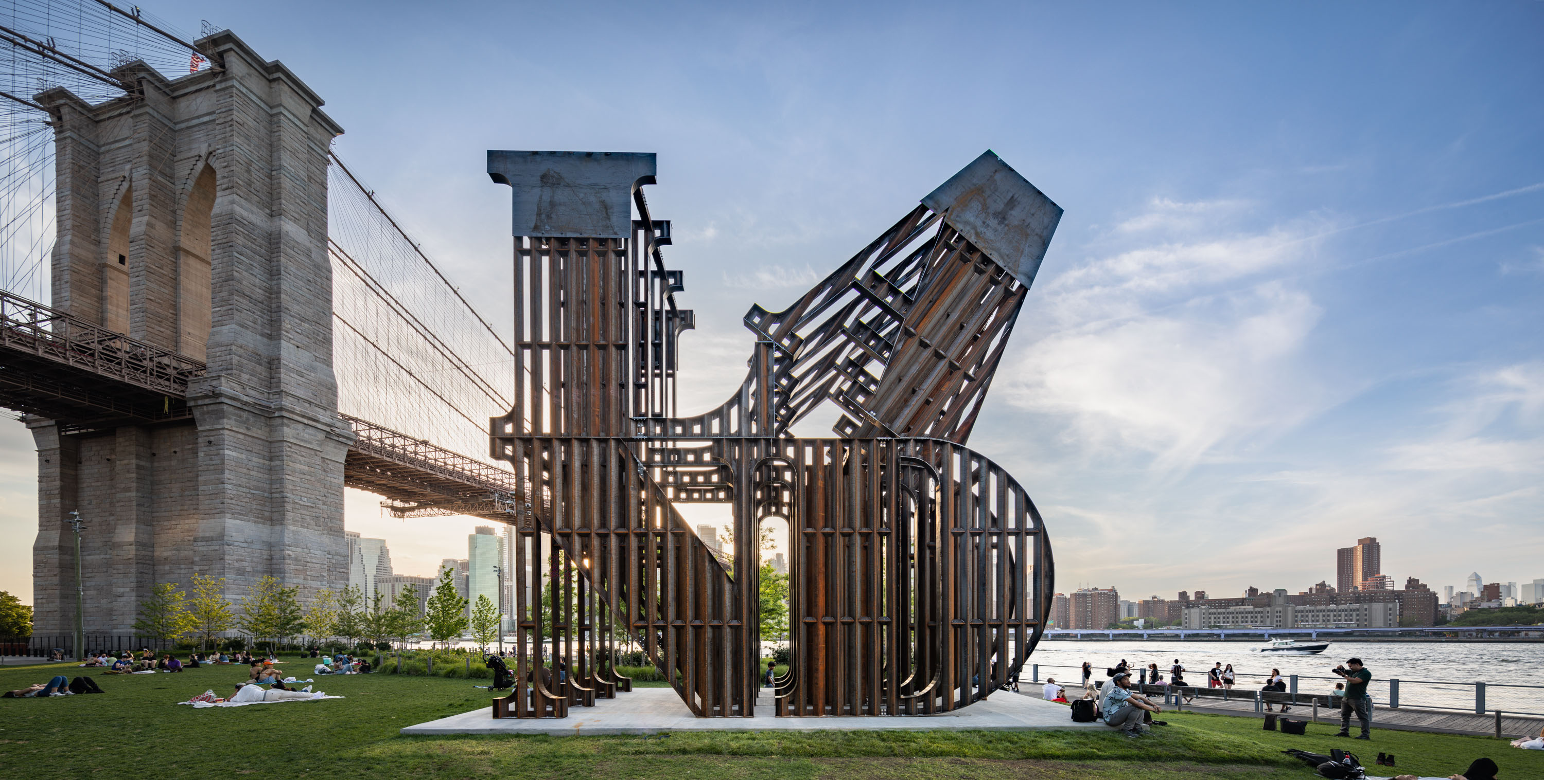 A new monument lands in Brooklyn | Foyer